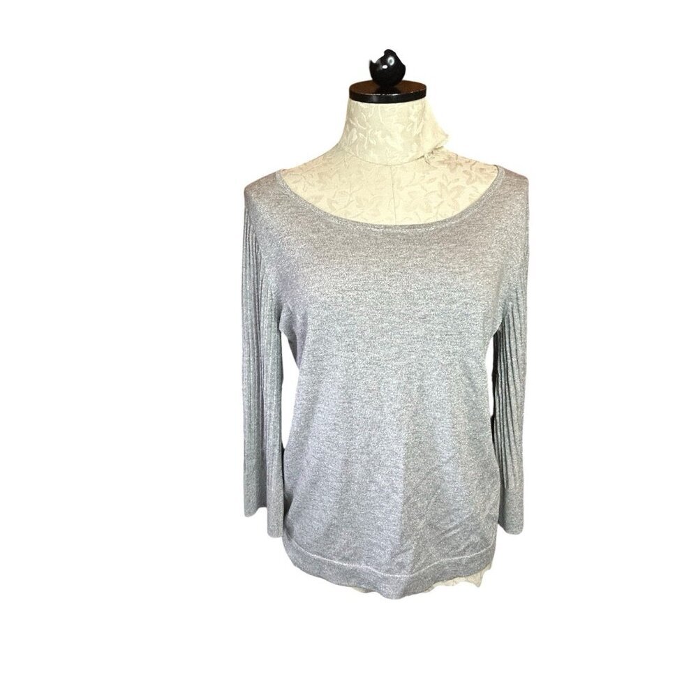 Talbots Sweater Blouse Knit Silver Gray Stretchy‎ Size M Ribbed Sleeves Crewneck